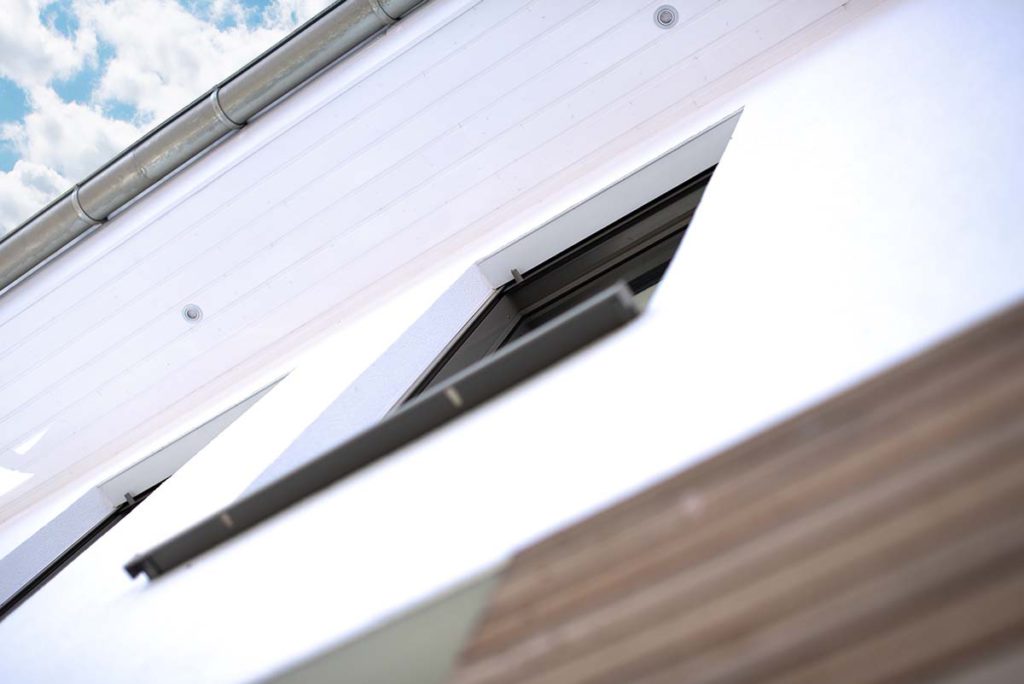 Holz Aluminium Fenster – Ihr Partner in Ostwestfalen-Lippe - Das perfekte Zusammenspiel aus Witterungsschutz und innerer Behaglichkeit. Fenster aus Holz und Aluminium in einem Produkt.